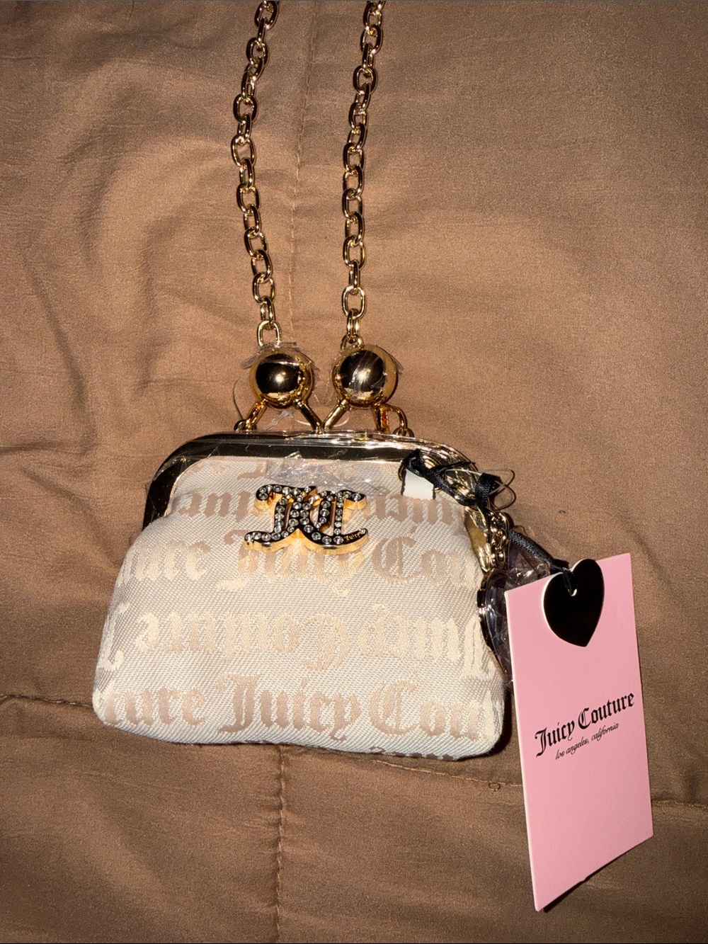 Juicy Couture The Glam Juicy Kisslock Coin Purse in Sandstone